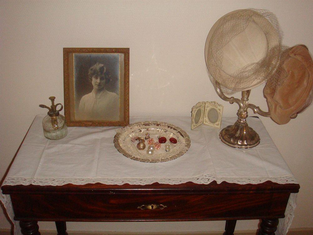Hotel De La Providence Egliseneuve-d'Entraigues Luaran gambar